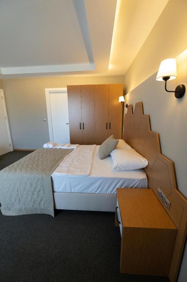 Palmila Butik Otel ซิลิฟเค ภายนอก รูปภาพ