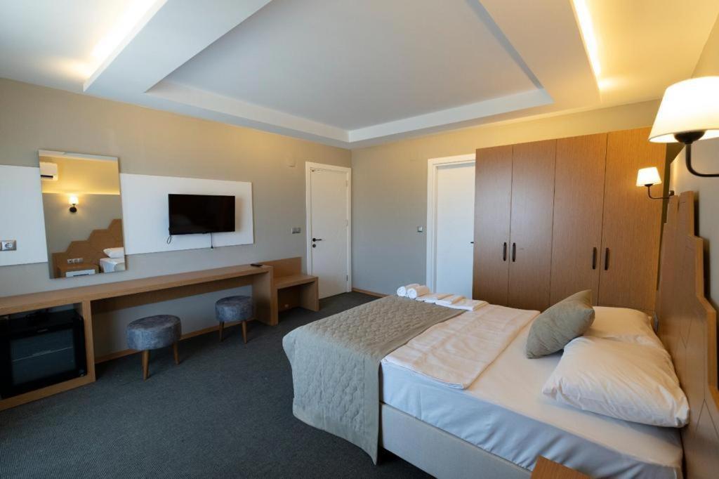 Palmila Butik Otel ซิลิฟเค ภายนอก รูปภาพ