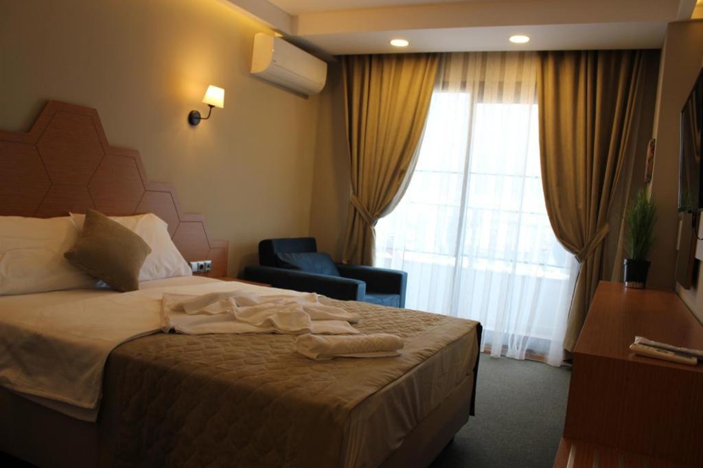 Palmila Butik Otel ซิลิฟเค ภายนอก รูปภาพ